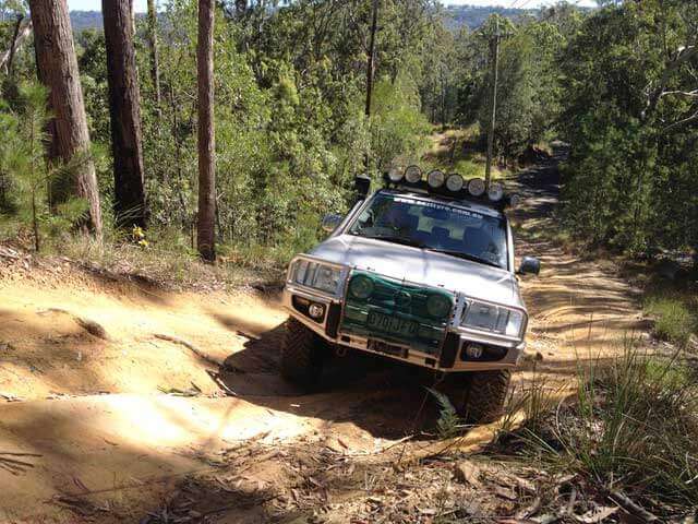 HOME 640x480 63kb Opt Choose an off-road 4WD course from XDrive